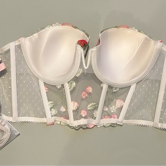 Cherry Embroidered Bustier - White - Picture 5 of 8